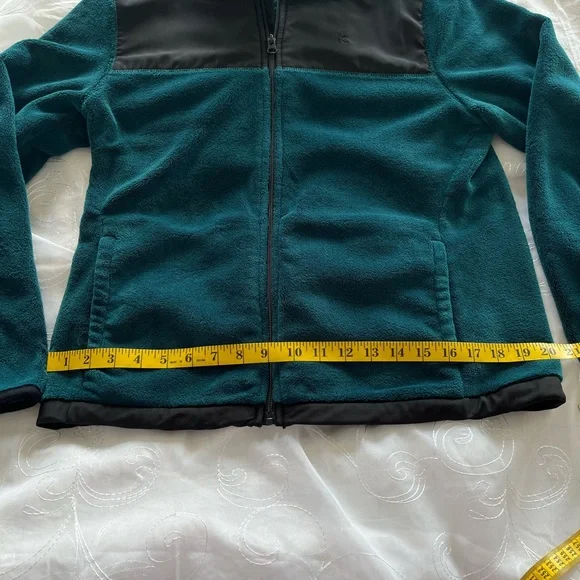 DanSkins Now Dark Teal Long Sleeve Front Zip Light Weight Jacket. - Picture 4 of 12